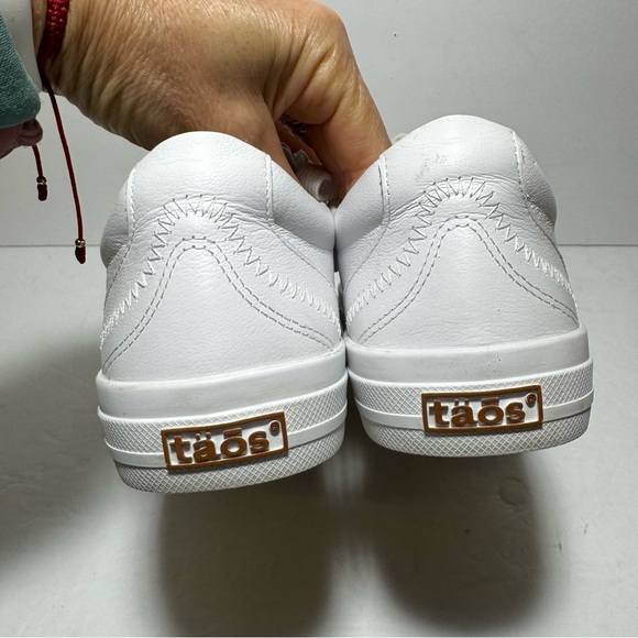 Taos Plim Soul Lux Leather White Sneakers, Women's Sz 7.5 Genuine Leather Shoes - Picture 9 of 14